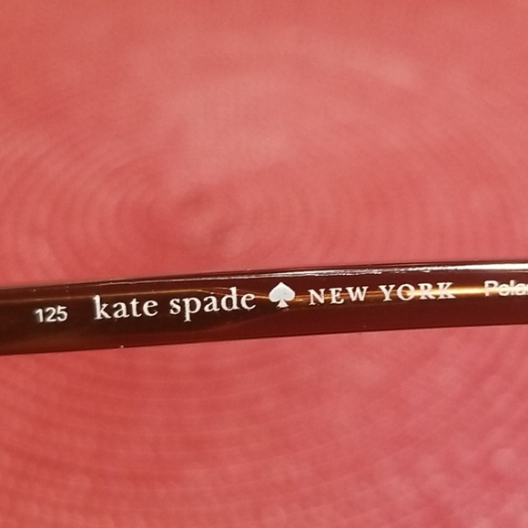 Kate Spade Polarized tortoise sunglasses and case. - Picture 5 of 10